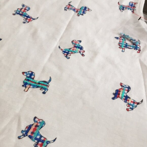 Crown & Ivy Tank Top. Medium - Picture 2 of 6